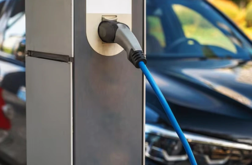 L'installation des prises de recharge pour les véhicules électriques à votre domicile est un service que fournit votre artisan électricien à Marignane
